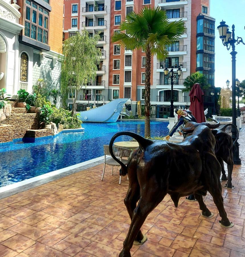 Espana Resort Pattaya Jomtien Exterior foto